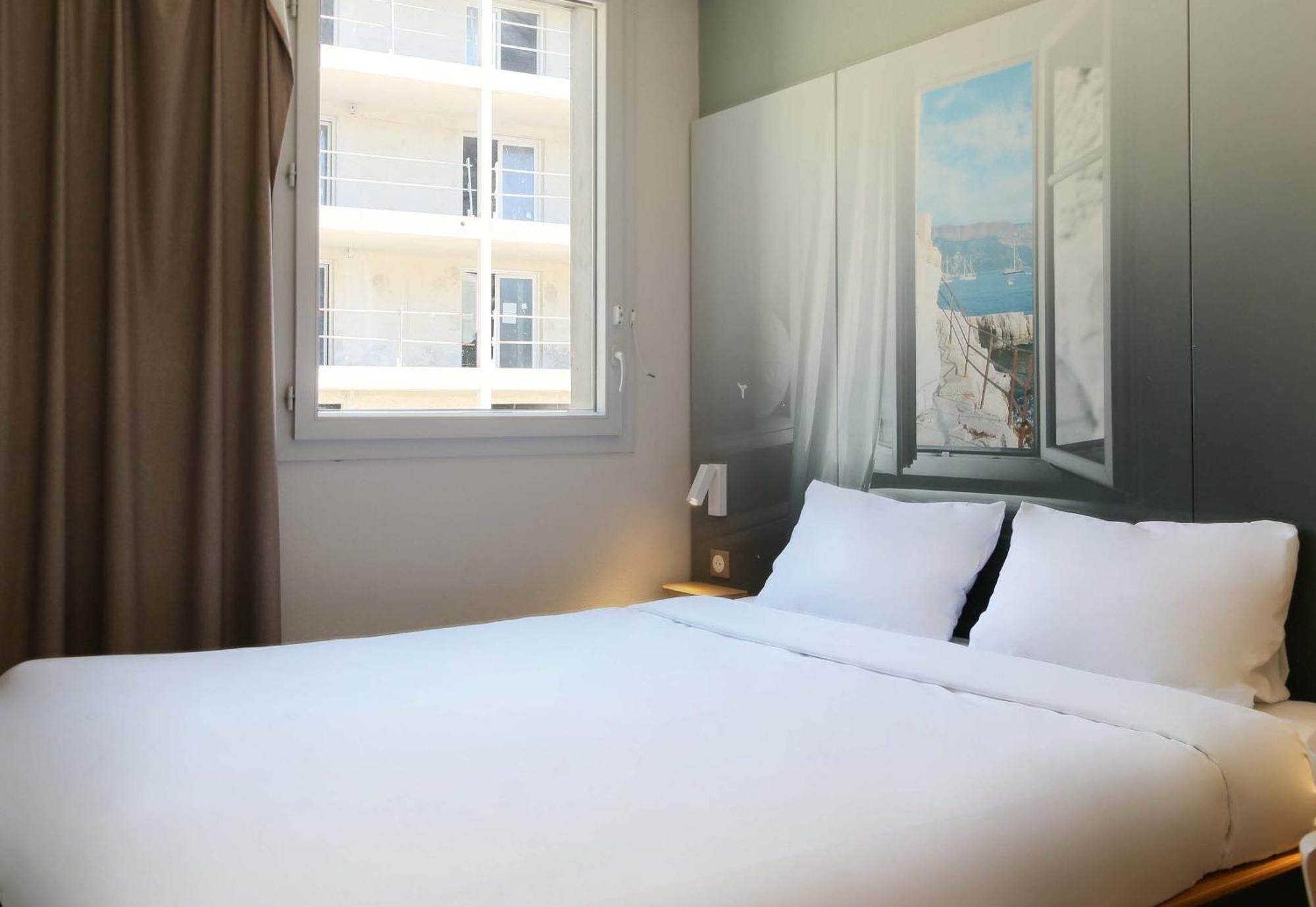 B&B Hotel Marseille La Valentine St Menet Exteriör bild